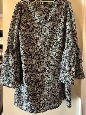 Black and Cream Floral Bell-Sleeve Women’s Dress - A New Day